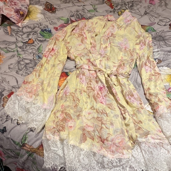 Majorelle / Revolve Ella Robe lace  Floral Yellow Small S - Picture 6 of 8